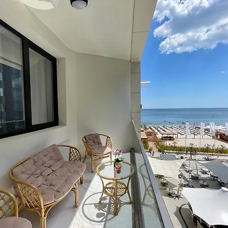 Appartement Camis Delux *
