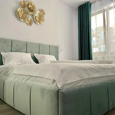 Camis Delux Apartamento Năvodari