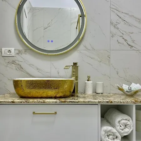Apartamento Camis Delux *