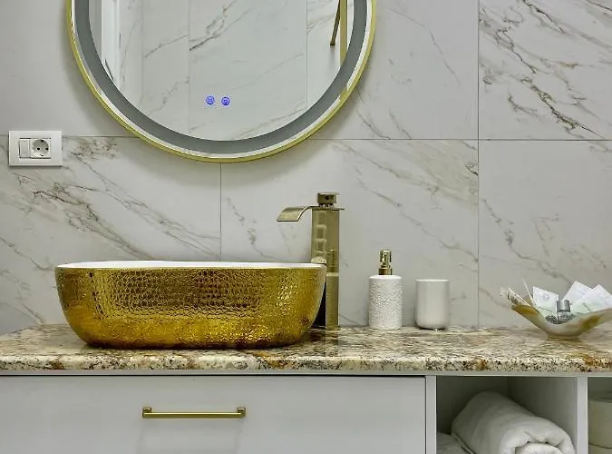 Апартаменты Camis Delux *