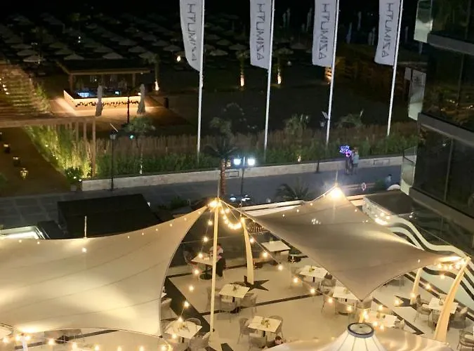 Camis Delux Διαμέρισμα Năvodari